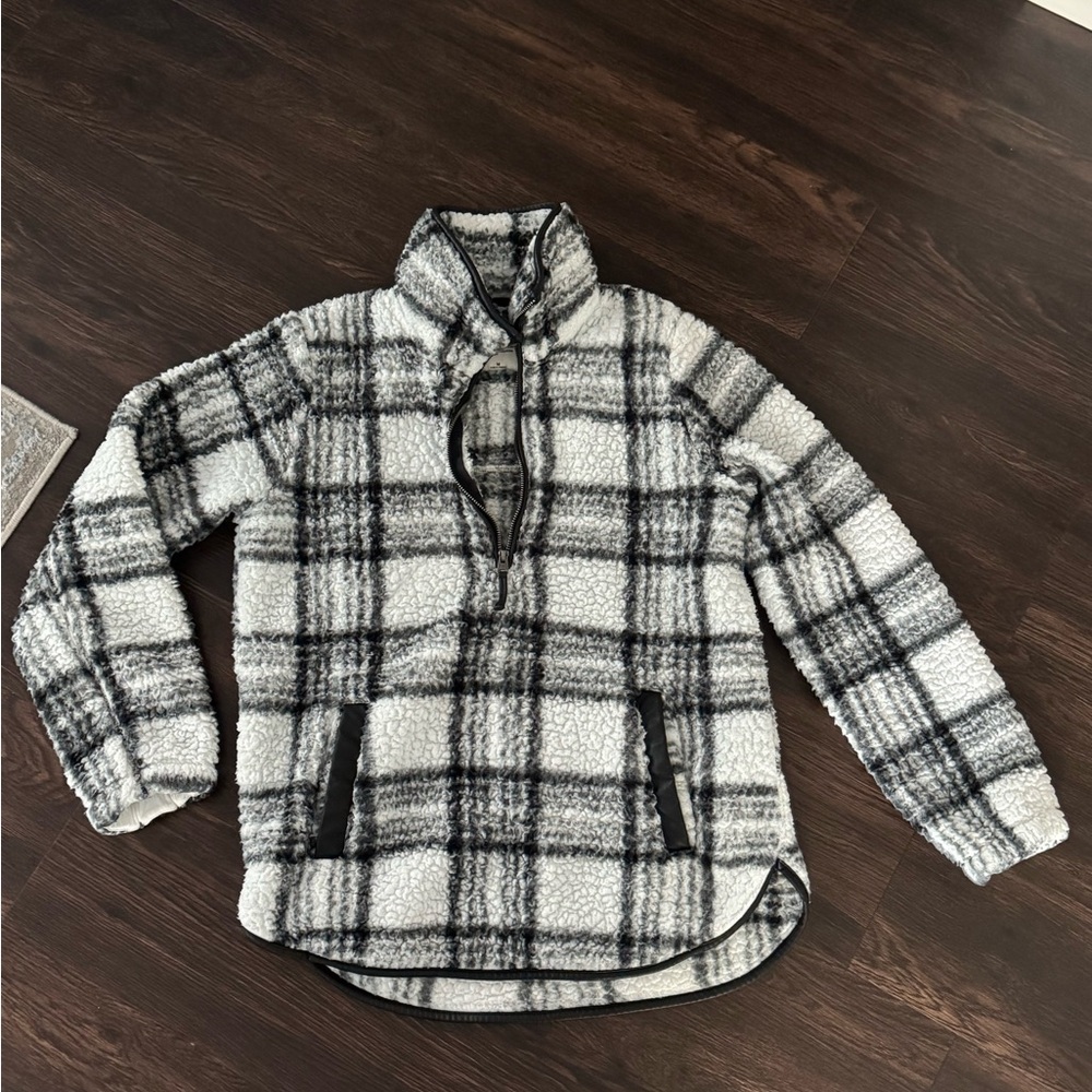 Abercrombie Plaid Sherpa Pullover Jacket